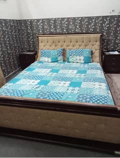 King size bed