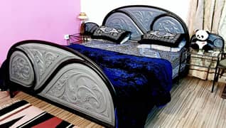 Rot Iron Bed Set