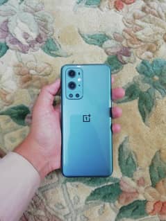 Oneplus 9 pro 5g 10/10 condition