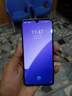 Vivo V21 8+128 read ad