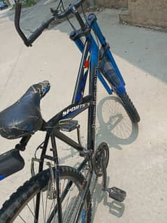 Trigon cycle blue color with gears
