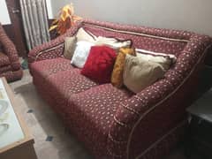 7seatet sufa sale. Good conduction same like new
