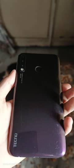 Tecno Spark Al Triple camera