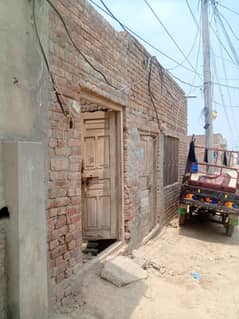 Old 4 Marla House Full Construction Material (Malba) For Sale