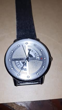 LONGBO Silver Mesh Wristwatch for Men - Elegant & Stylish Timepiece