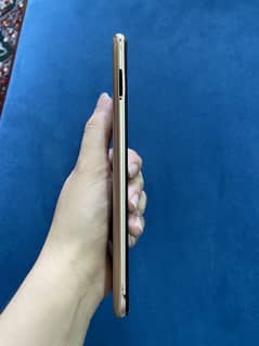 Infinix hot 11 play with box