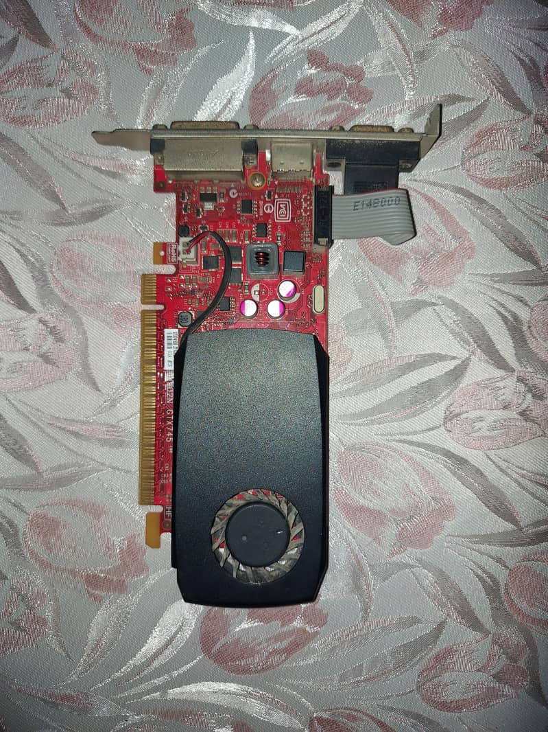 GTX 745 4GB DDR3 128 BIT GRAPHICS CARD 2