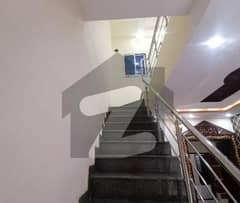 3.5 Marla 3Rd Floor For rent In Sabzazar Near To orange line station Near To Main Fori Rabta keray