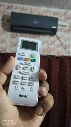 Haeir 1 ton dc inverter . t3 technology. one month use