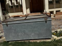 Steel trunk 5.11ft