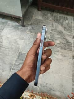 13 pro max Jv 128 GB battery health 85% water pak phone