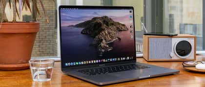 Apple MacBook Pro 2019 | Core i9 | 15inch|32GB RAM | 1TB SSD| 4gb card