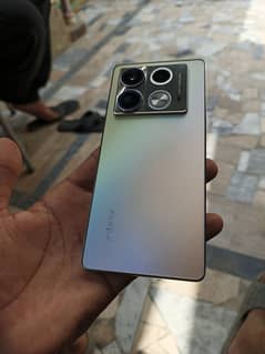 Infinix note 40 8+8/256