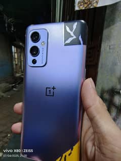 OnePlus 9 12GB. 256GB 888 snapdragon Prosser 5G deul sim approved