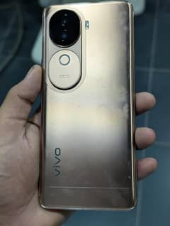 Vivo V40e