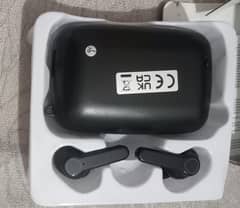 Ear buds/Ear phones