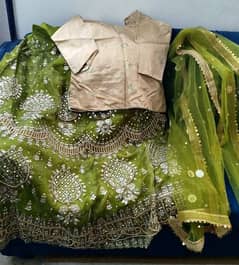 3 piece with kurti,lahnga,and duppatta
