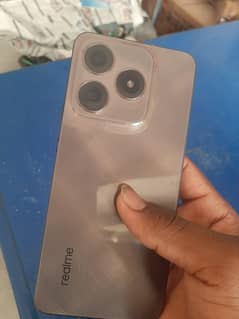 Realme C61
