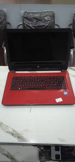 Hp i3 6th generation 8gb ram 128gb ssd 2hour+battery 10/10 condition