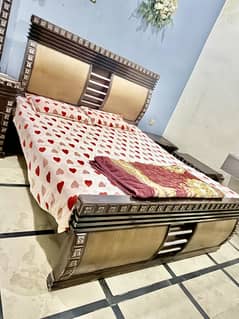 Bed dressing and side tables good condition