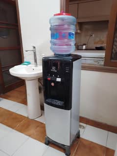 Water Dispenser