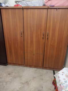 double bed with metres 3door almari
