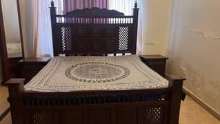 King size bed /Bed /Bed set /Side table /Wooden bed