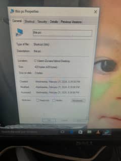 Laptop ha lcd kharb ha or  keybroad bi kharb ha baki All ok  is ki