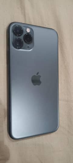 iam selling my iphone 11 pro 64gb in good condition