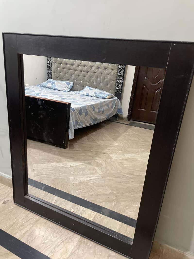 Bed set with side tables and dressing 7