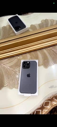 15pro max black titanium (top notch)