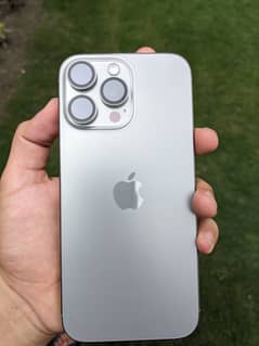 iPhone 16 Pro Max JV