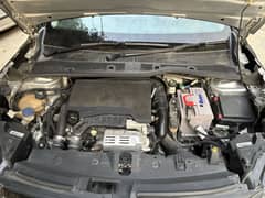 Peugeot Allure 2008 2022 top of the line 1.2cc