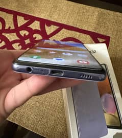 Samsung A32.6gb.  128gb.  dual sim  . .  Pta Aproved .   10by10