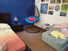 well maintained outdoor/indoor swing