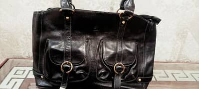 BNWT Italian Leather shoulder bag Domo 'milan' calfskin brass buckles