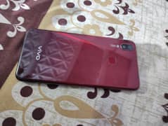 vivo y1