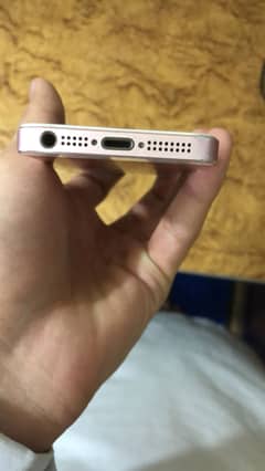 i phone sE