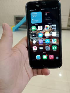 Apple iPhone 7 plus 32 GB 100 BH Bypass Matte black