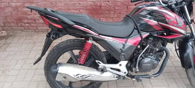 CB 150f  available at urgent sale