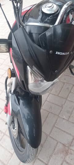 CB 150f  available at urgent sale