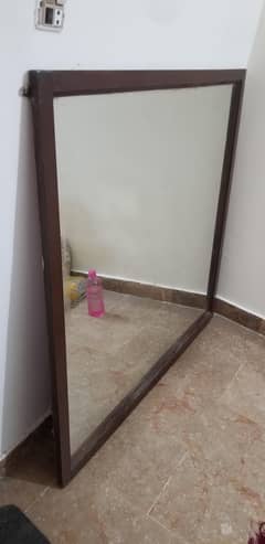 bigg mirror