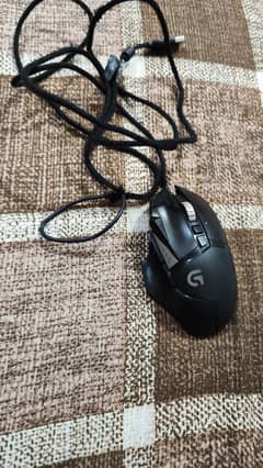 LG G502 Gaming mouse