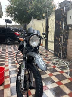 Yamaha 125 YBR G