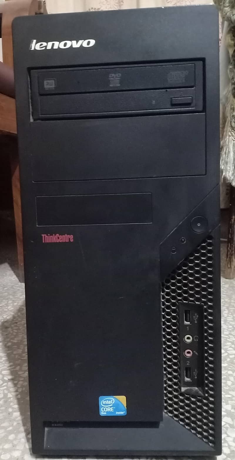 Core 2 duo system + mouse and keyboard 1