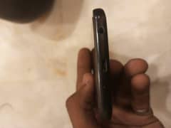 Samsung j7 aura