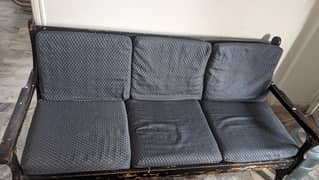 5 Seater Sofa set with glass center table