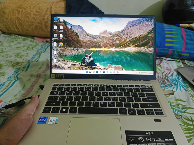 Acer Swift 3x Core i5 11th generation + Iris xe max GPU 0