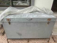 Trunk with stand