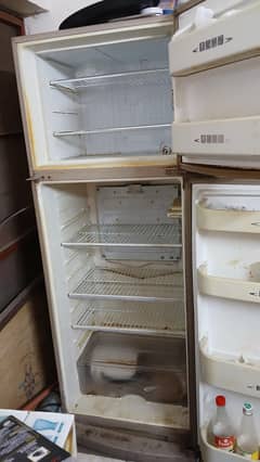 dawlance refrigerator